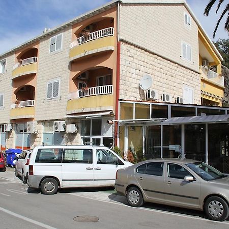 Guest House Katic Трпань Экстерьер фото